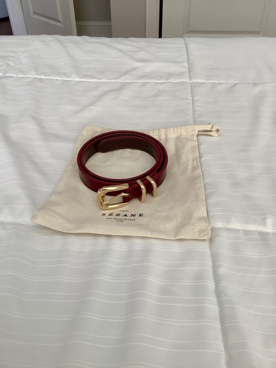 Sezane Livie Belt Polished Burgundy. Size 75 NWOT